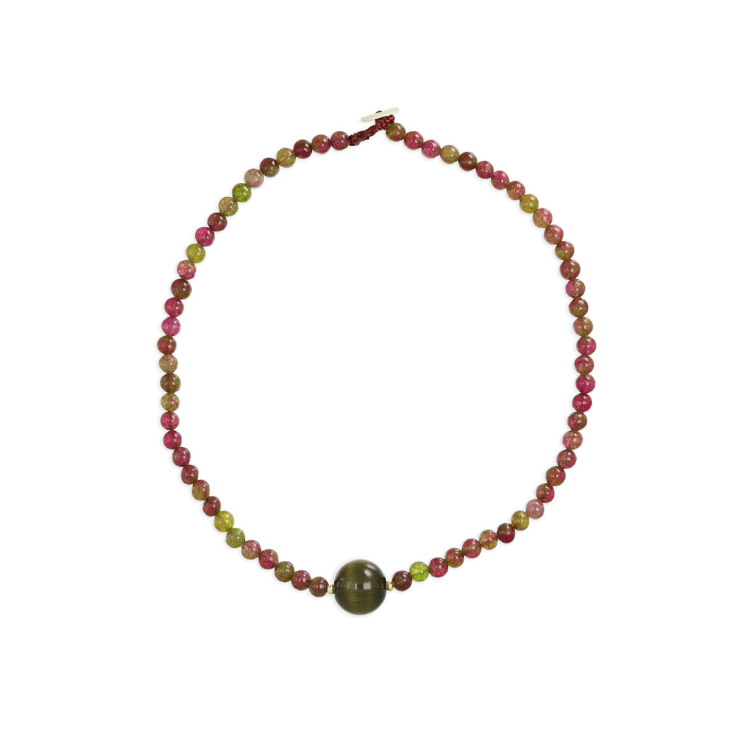 Collana in tormalina con centrale occhio di gatto verde