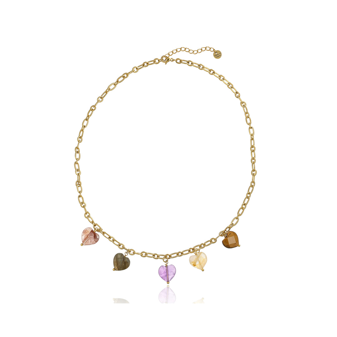 Collana con cuori in pietra dura su acciaio dorato