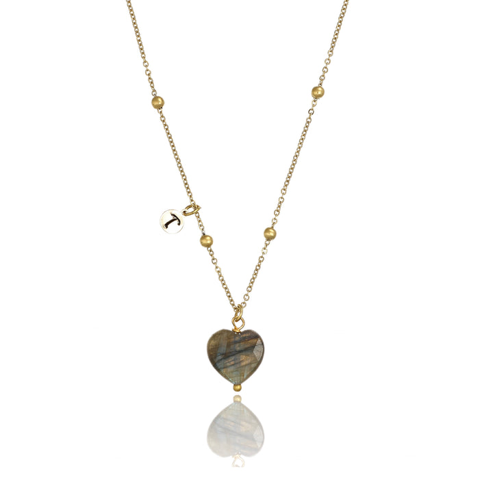 Collana con cuore in labradorite e iniziale su acciaio dorato