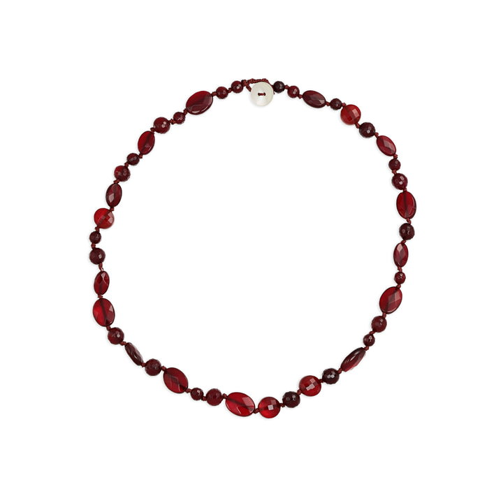 Collana nodini in agata vinaccia con bottoncino in madreperla
