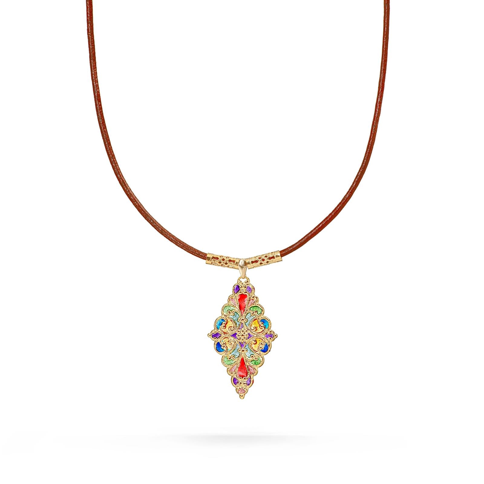 Collana Con Dettagli In Pizzo - Italia - Foto 1